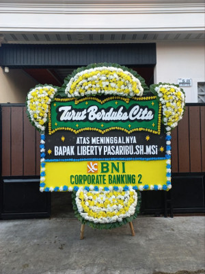 Papan Bunga Duka di Pandeglang