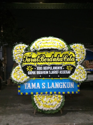 Papan Bunga Duka di Pandeglang